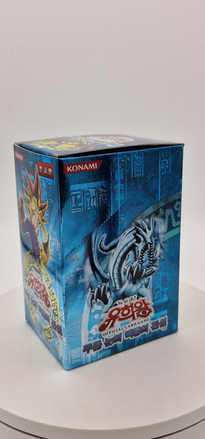 Yu-Gi-Oh! <br> Legend of Blue Eyes White Dragon <br> 40pcs Booster Box <br> Korean